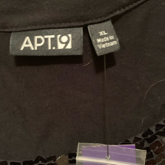 Sparkly top - Picture 2 of 3